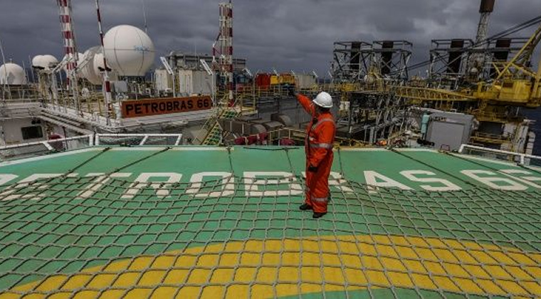 Petrobras vende acciones reafirmando intención de desprenderse de sus 88 Estaciones en Servicio en Uruguay