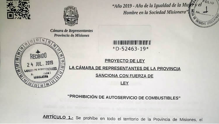 Admiten que muchos empleados del sector “tienen gran incertidumbre” a causa del autoservicio