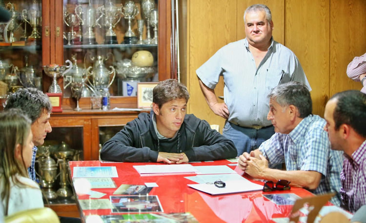 Axel Kicillof dijo que los precios de las naftas deben desdolarizarse