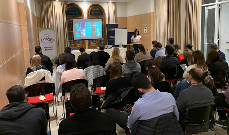 Estacioneros iniciaron una Escuela de Negocios con experta internacional