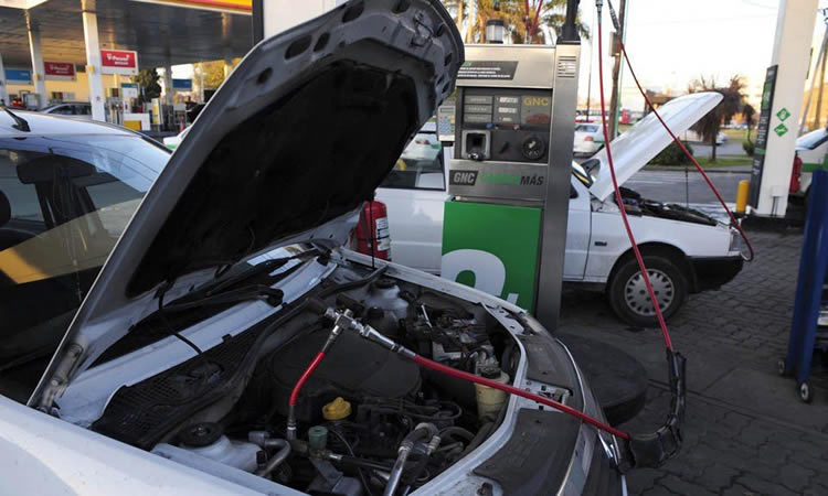 Fomentarán la instalación de Estaciones de Servicio de GNC en el NEA
