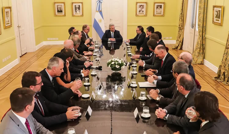 Adelanto: Detalles del proyecto de hidrocarburos que haría bajar el precio de la nafta