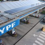 Paneles Solares: Aconsejan a los estacioneros llevar adelante un estudio previo sobre una correcta gestión energética del negocio
