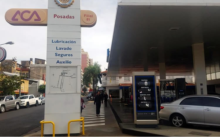 Estacioneros del norte argentino renuevan la expectativa por el precio de los combustibles