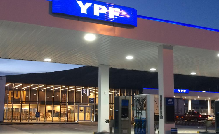 Se inauguró la primera YPF FULL en la patagonia argentina con estructura de “Tela de Vidrio”