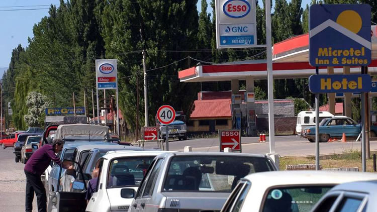 El fin de semana largo trae problemas financieros a las Estaciones de Servicio