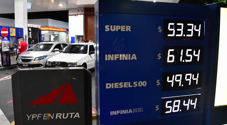 Estacioneros esperan que las demás petroleras actualicen los precios como lo hizo YPF