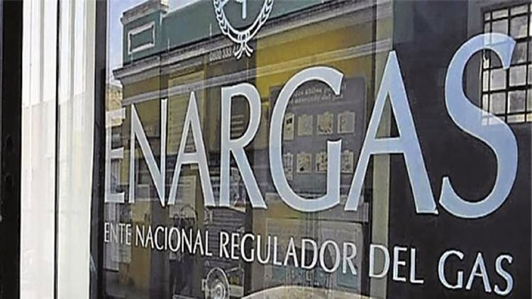 Cuestionan la autoridad del ENARGAS para determinar la esencialidad de las actividades relacionadas con el GNC
