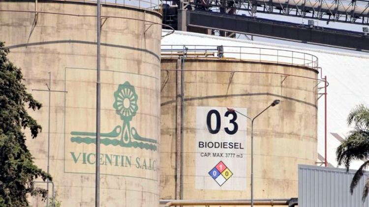 Analizan que la alianza de YPF con Vicentín favorecerá la regulación de los precios de los combustibles