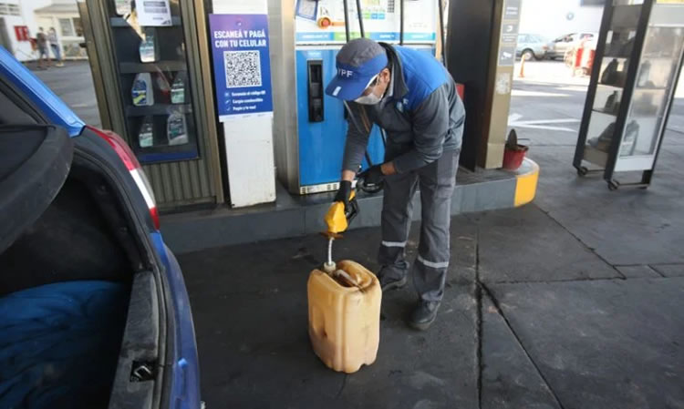 Exigen que en caso de aumento, petroleras contemplen un porcentaje que vaya directo al estacionero