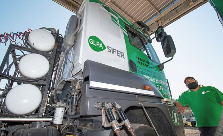 Presentaron una nueva opción para Estaciones de Servicio enfocadas en el abastecimiento de camionetas, furgonetas, taxis y remises