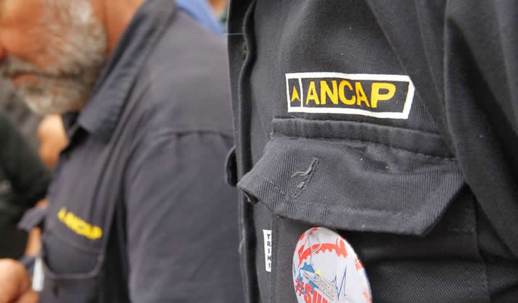 Trabajadores de ANCAP decretan un paro de 24 horas