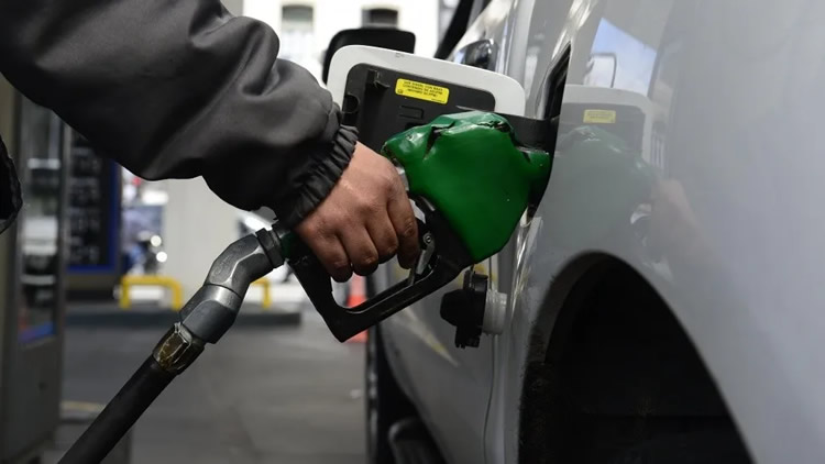 Los efectos de la emergencia económica en las relaciones entre las Estaciones de Servicio y las petroleras