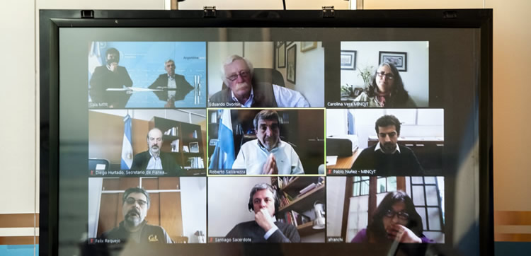 Las Estaciones de Servicio quieren ser los principales abastecedores de energías limpias