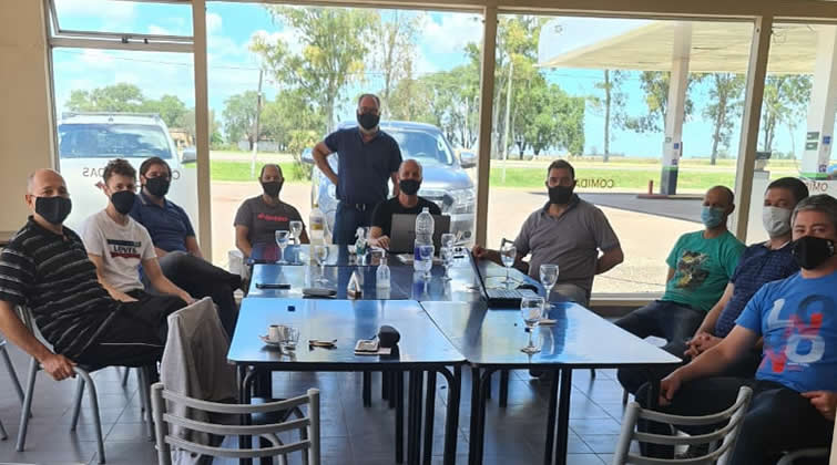 Estacioneros blancos implementaron un pool de compras para conseguir mejores precios