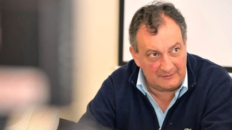 El intendente de Bariloche aseguró que no irá marcha atrás con el impuesto que grava los combustibles líquidos