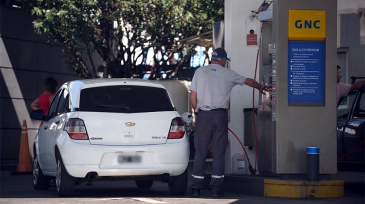 Expendedores y fabricantes de equipos de gas automotor proyectan retomar planes de fomento al uso del GNC