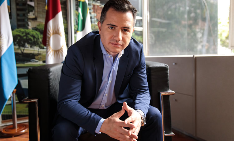 “Las petroleras deben entender que las decisiones comerciales que toman tienen que tener nuestro aval”