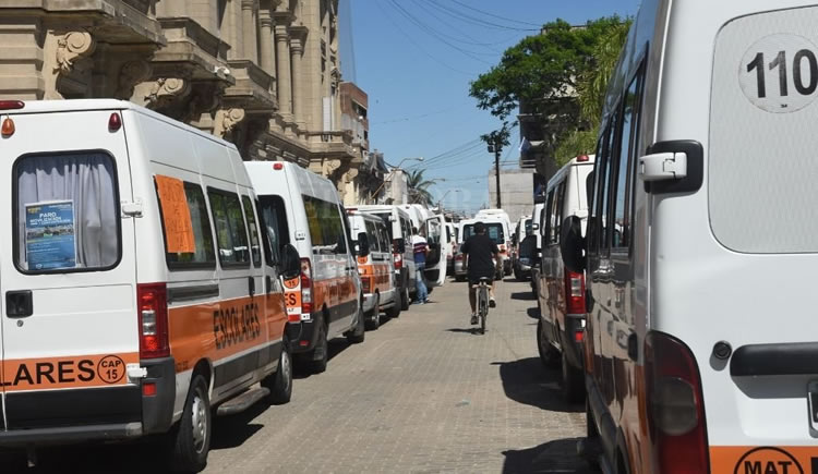 Estacioneros esperan reactivar las ventas con la vuelta a la presencialidad en las escuelas