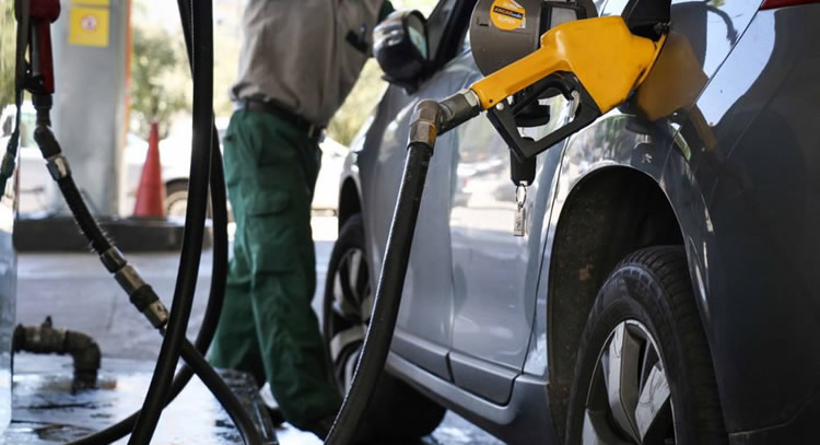 Desarrollan un llavero “inteligente” cuya aproximación al surtidor, habilita la carga y reconoce a cliente