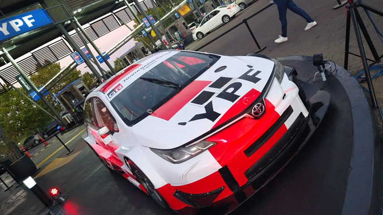 YPF y Toyota profundizan su alianza estratégica