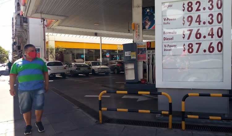 Expendedores apoyan la opinión del Presidente sobre los aumentos de las naftas