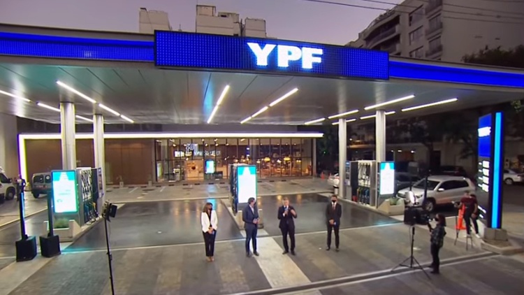 YPF presentó la nueva imagen para su red de Estaciones de Servicio
