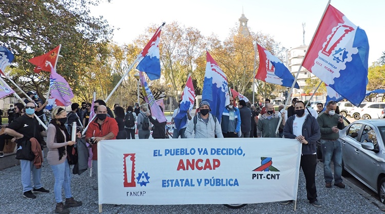 Trabajadores de ANCAP analizarán en asamblea la definición de un plan nacional de lucha