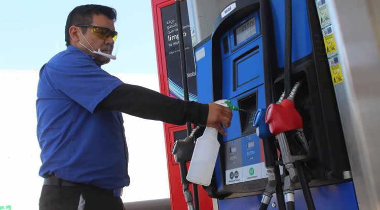 La justicia dictaminó que los playeros deben utilizar gafas para despachar combustibles