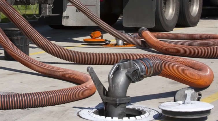 Advierten que la devolución de costos del reactivo destinado a detectar la procedencia del combustible hoy equivaldría a 92 mil pesos