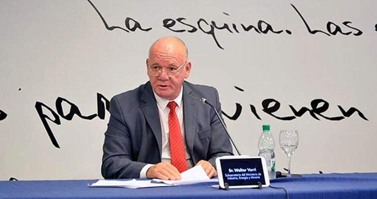 Ministro de Industria Walter Verri: “Este sistema de fijación de precios del combustible es transparente”