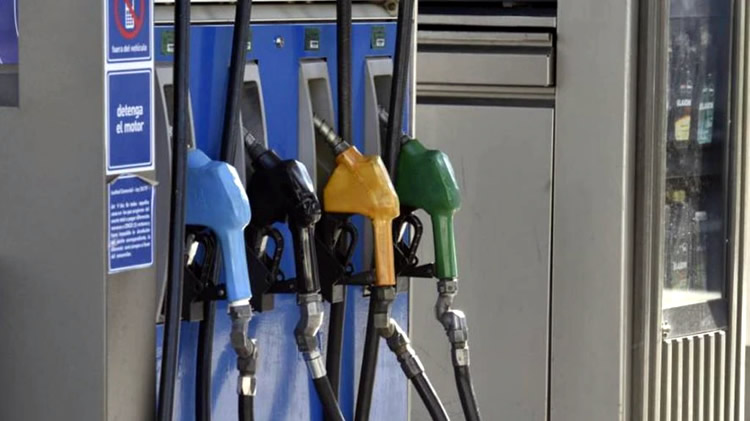 La suba del barril de crudo aumenta la distorsión de precios en las Estaciones de Servicio