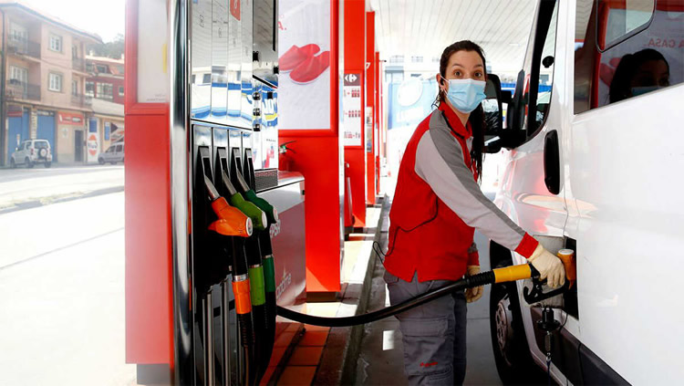 Estacioneros piden a las petroleras que cedan un porcentaje de ganancias para afrontar el pago de salarios