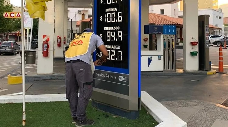 Estacioneros reclaman que el precio de los combustibles vaya en línea con la inflación