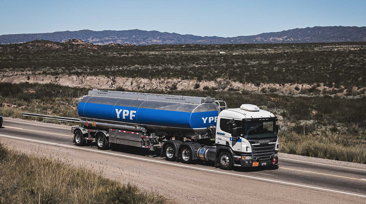 YPF incursiona en nuevos negocios con más tecnología en despacho de combustibles