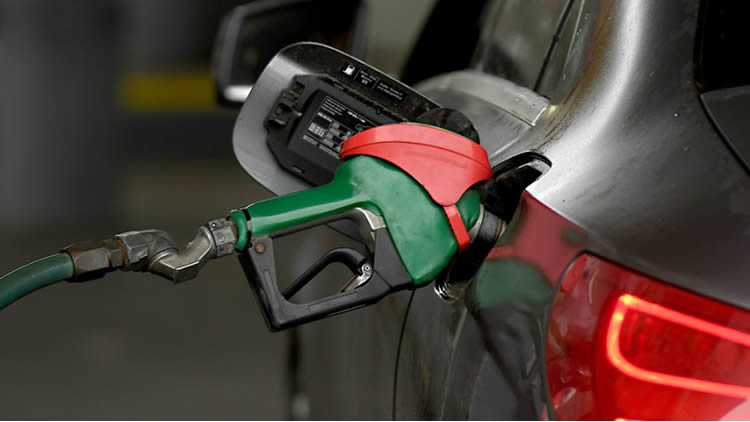 Hermetismo sobre la aplicación de una tasa municipal que afecta a las Estaciones de Servicio