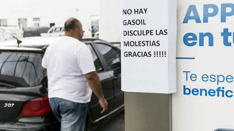 Estacioneros reclaman al gobierno por la actualidad económica y social de las Estaciones de Servicio
