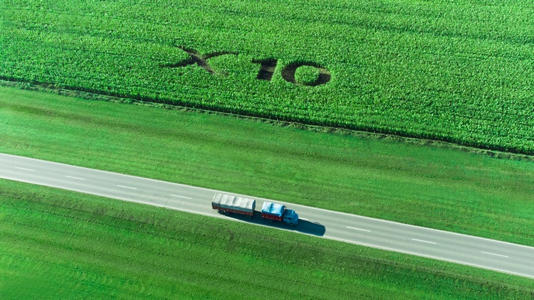 AXION apunta a captar el transporte pesado y el agro con un combustible que ya está presente en sus Estaciones de Servicio