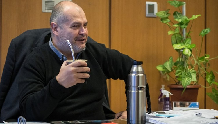 Legisladores blancos en desacuerdo con liberar el mercado de los combustibles