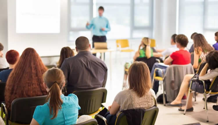 Estacioneros brindarán una capacitación para mejorar la gestión de los pagos virtuales y con tarjetas