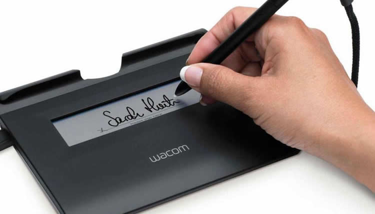 AOYPF: Acuerdo para acelerar los trámites con firmas digitales