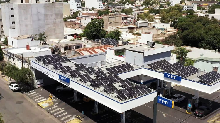 Paneles solares: la solución para que las Estaciones de Servicio afronten la suba de las tarifas de luz