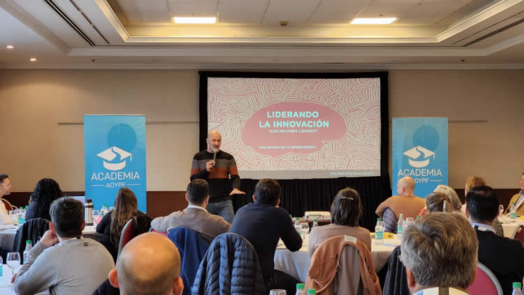 Genera gran interés el Programa de Desarrollo de Líderes de la AOYPF