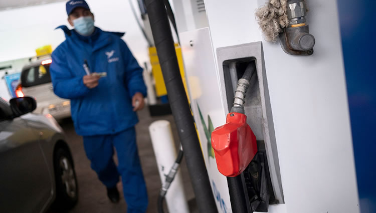 Presentan una plataforma para el cobro del combustible sin aranceles