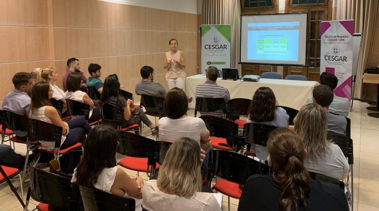 Formar a los jóvenes estacioneros de hoy para potenciar a los líderes de mañana