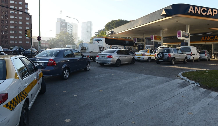 Surgen oportunidades de inversión en Estaciones de Servicio de Uruguay