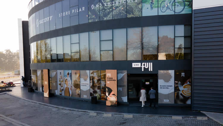 YPF inauguró su primera Tienda Full fuera de una Estación de Servicio