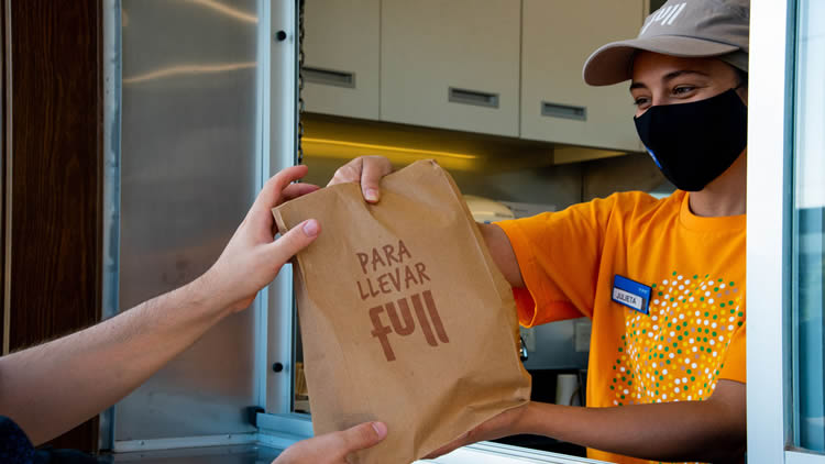 YPF relevará la opinión de los clientes a través de plataformas digitales