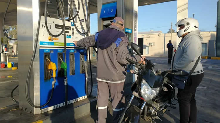 El combustible que más se vende en las Estaciones de Servicio es el que menos aumentó de precio en el año