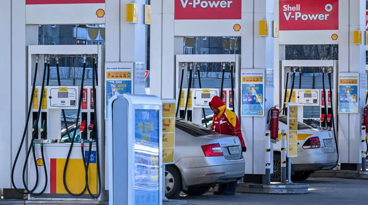 Pese al inestable escenario económico, la venta de combustibles consolida su tendencia ascendente